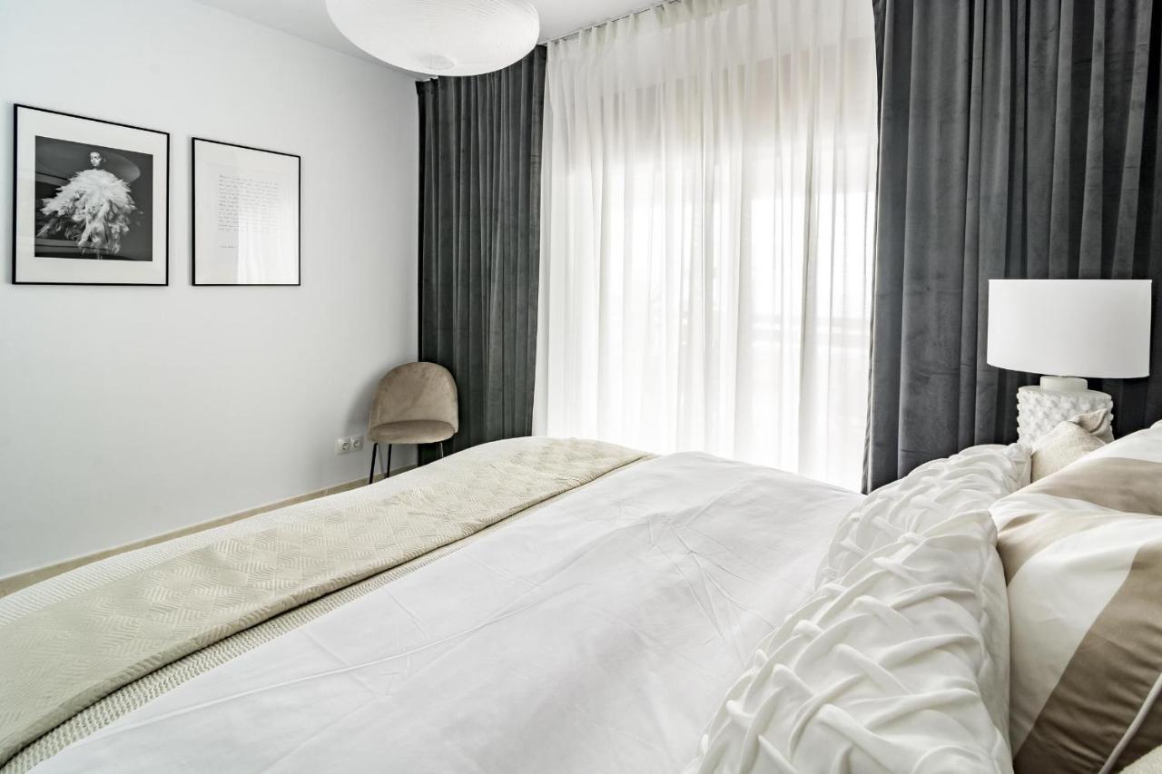 Djc - Modern 2 Bedroom Apartment Close To Beach Casares Ngoại thất bức ảnh