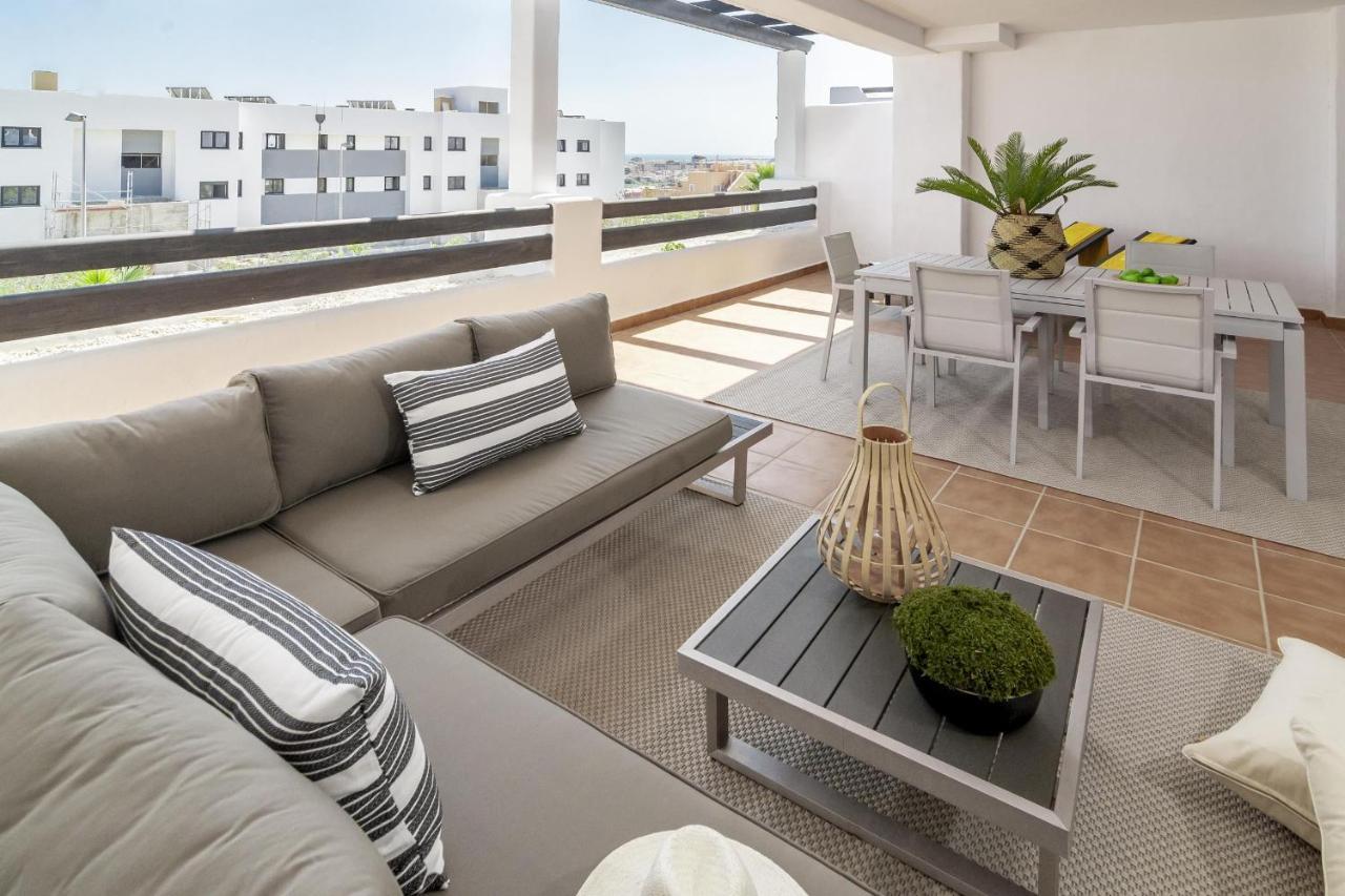 Djc - Modern 2 Bedroom Apartment Close To Beach Casares Ngoại thất bức ảnh