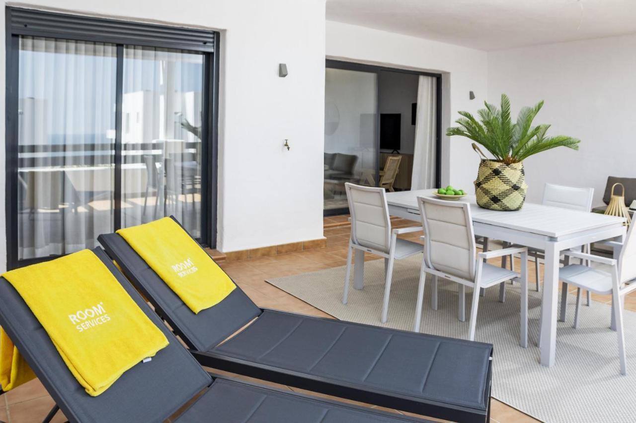 Djc - Modern 2 Bedroom Apartment Close To Beach Casares Ngoại thất bức ảnh